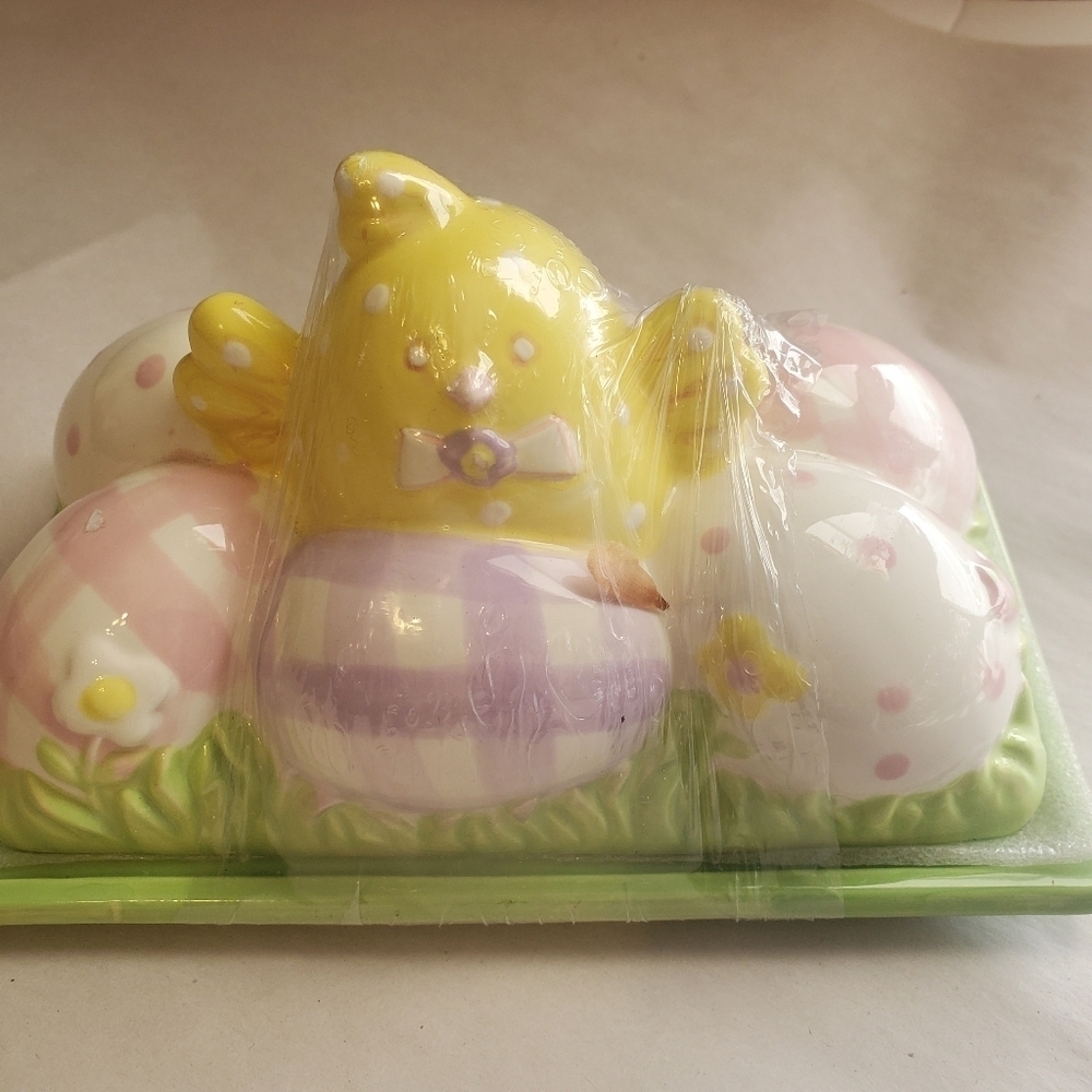 Easter Chick And Eggs Butter Dish. NWT. EASTER.